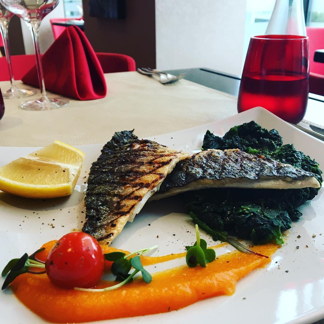 restaurant_header